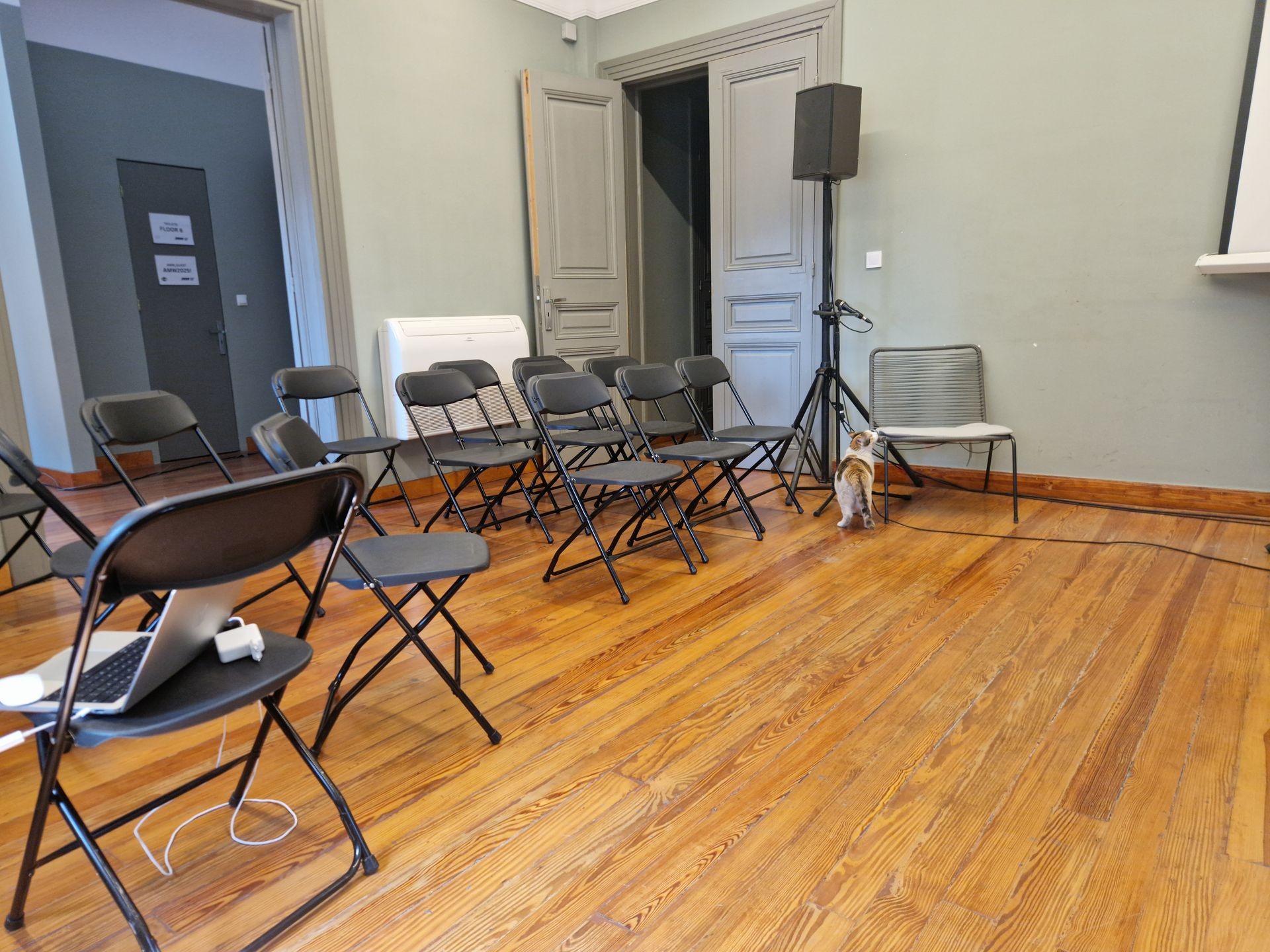 Professional communication and presence in the music business